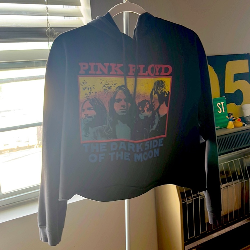 Black Pink Floyd cropped sweatshirt
